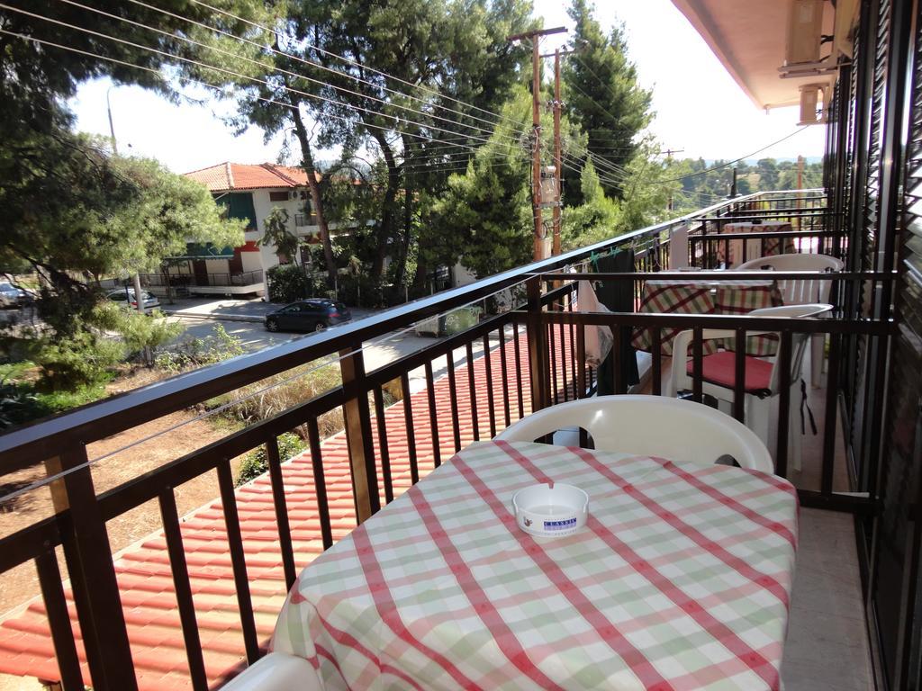 Maik Apartments Метаморфоси Номер фото